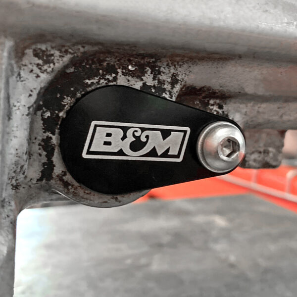 B&M BMM-20299 TRANSMISSION SPEEDOMETER PORT PLUG