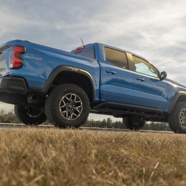 Flowmaster FlowFX Cat-Back Exhaust System FLO-717989